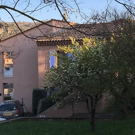 Logement Au Coeur De La Provence Appartement
